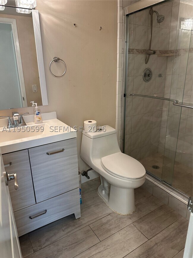 Photo - 2731 NE 14th St Unit 205