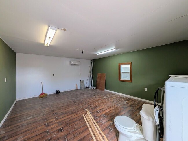 Photo - 13208 W Tuckey Ln