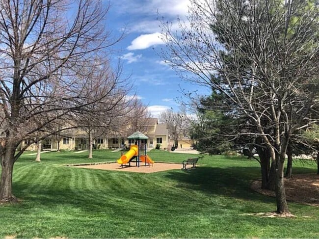 Photo - 500 Lashley St