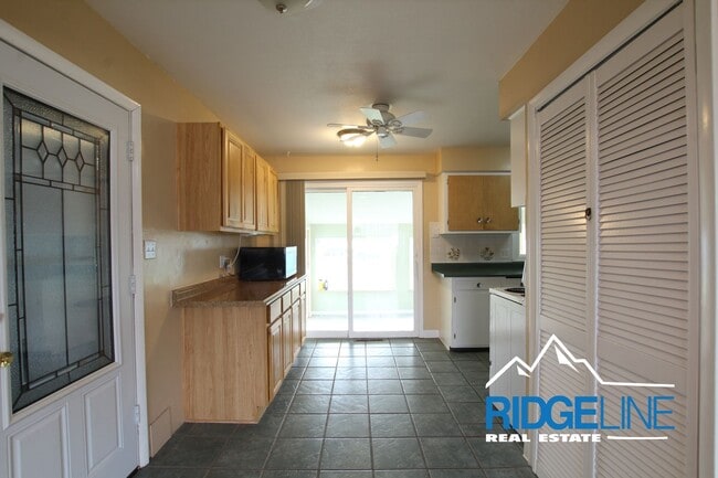 Photo - SINGLE LEVEL RIVERVIEW HOME FOR LEASE!