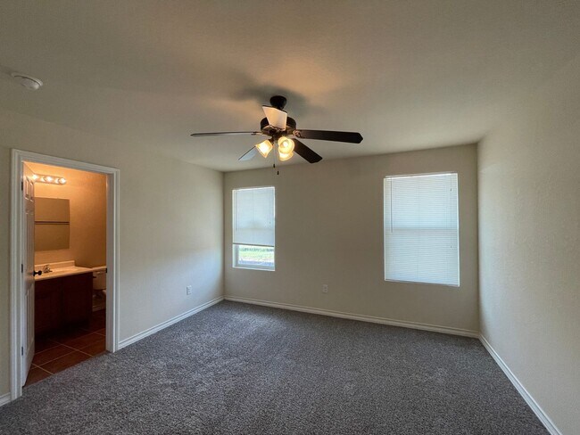 Photo - Town home for rent