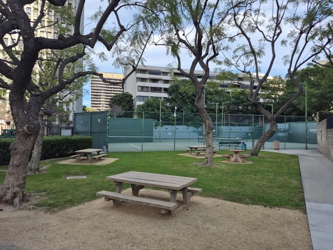 Photo - 800 W 1st St Unidad 702