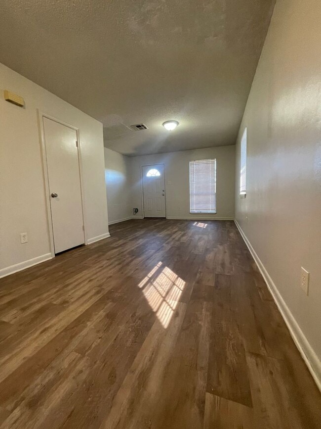 Photo - 306 Loire Ave Unit A