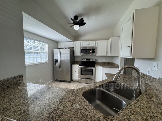 Photo - 4343 Belladonna Ave