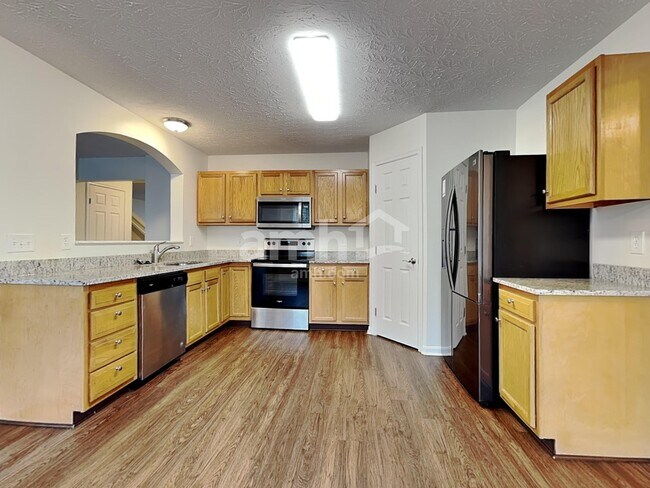 Photo - 5565 Windsor Ct