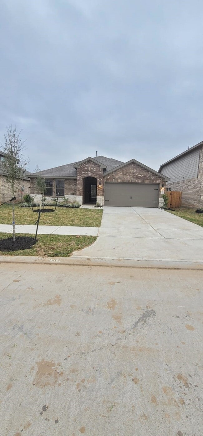 Photo - 1514 Maple Rdg Dr