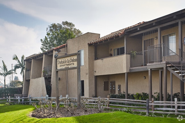 Parkside La Palma Apartments