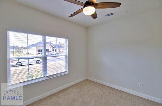 Photo - 805 Meloney Dr