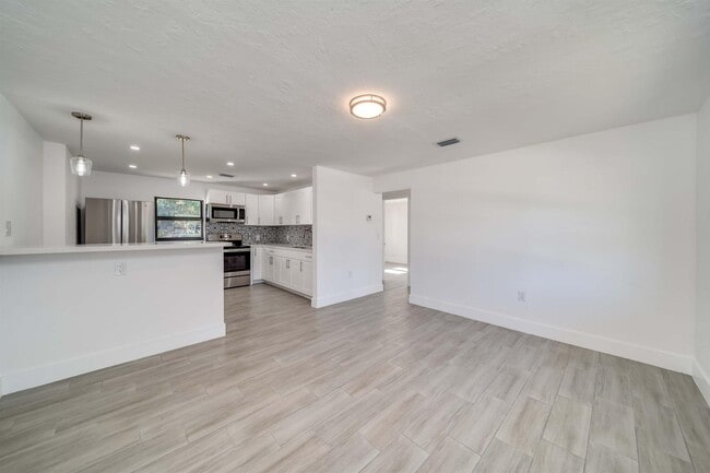 Photo - 1609 S 24th Ave