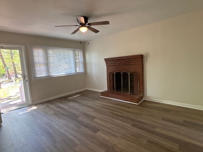 Photo - 3 BR between North Elm and North Church