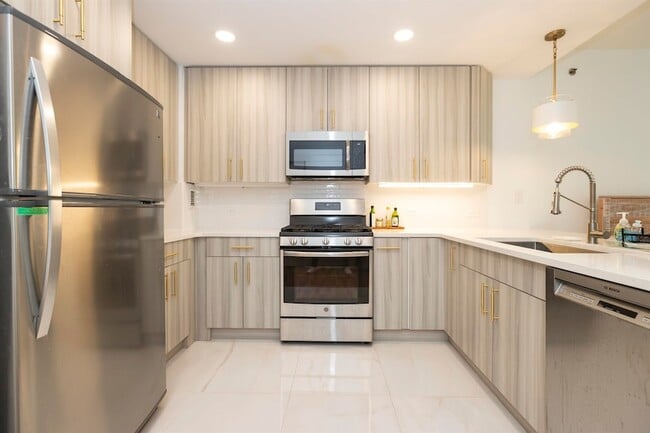 Building Photo - 20 Newport Pkwy Unit 1203 Rental