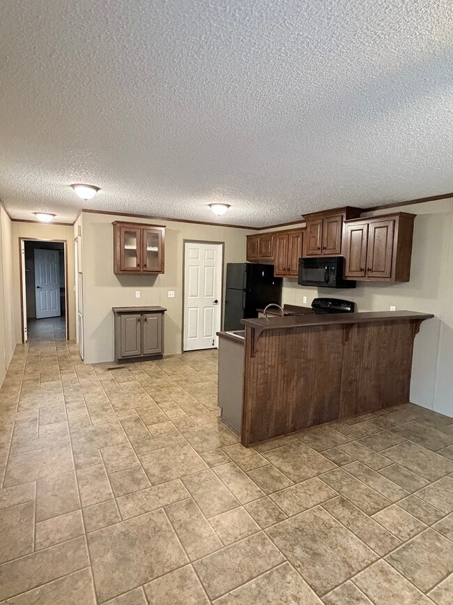 Photo - 45142 Sterling Rd