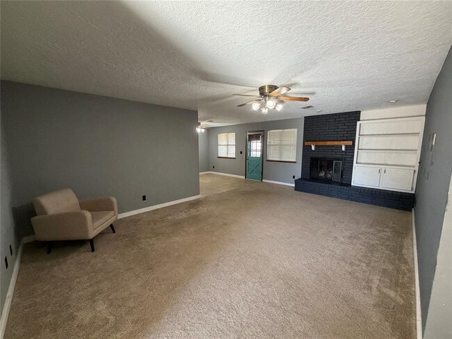 Photo - 33 Peterson Dr