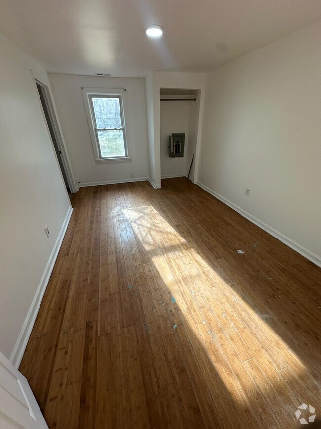 Building Photo - Single family home in Browns Mills, NJ