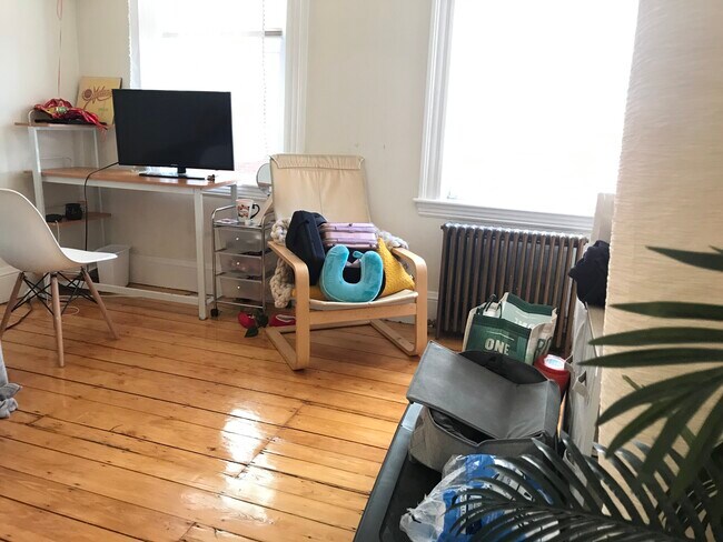 Photo - 69 Beacon St Unit 2