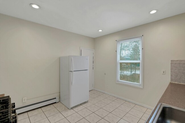 Photo - 496 S 21st St