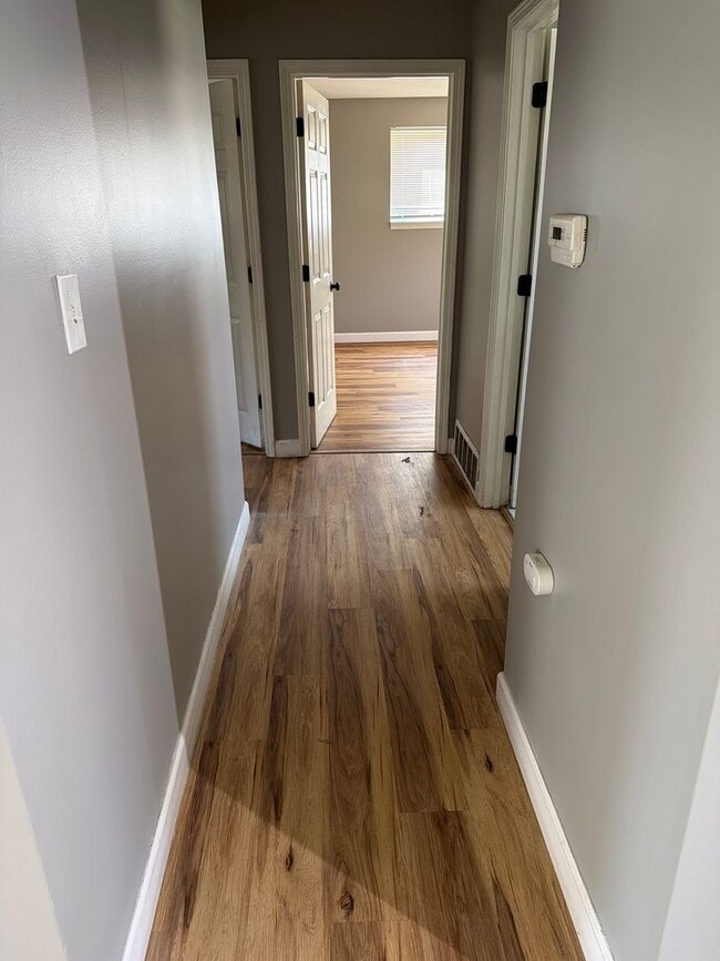 Photo - 9723 Portage Dr
