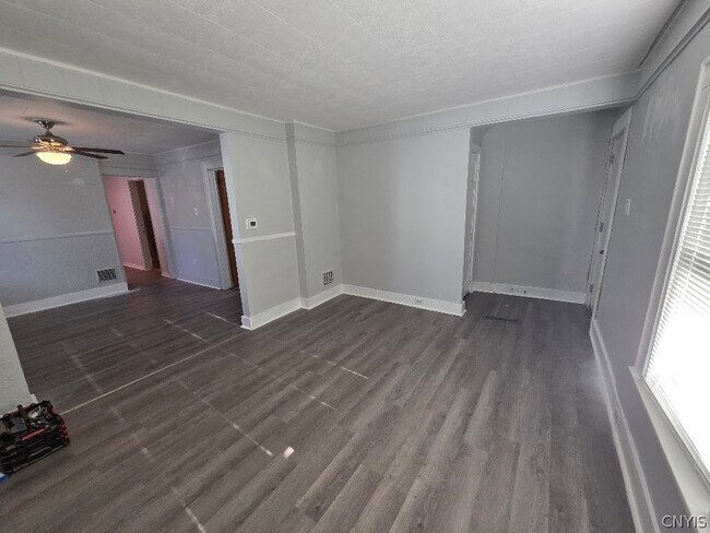 Photo - 112 Gale Ave