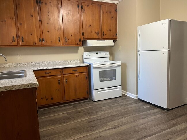 Photo - 1034 N PIERCE AVE Unit 1034 N. Pierce