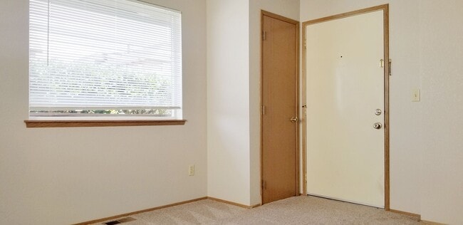 Photo - MOVE IN READY NOW! Desirable down town location. 2 bed, 1 bath. Includes water, sewer and garbage.
