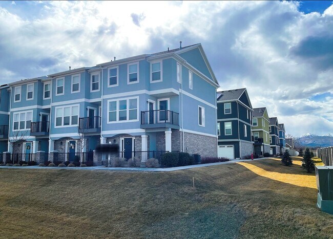 Photo - 1766 W Dalmeny Way