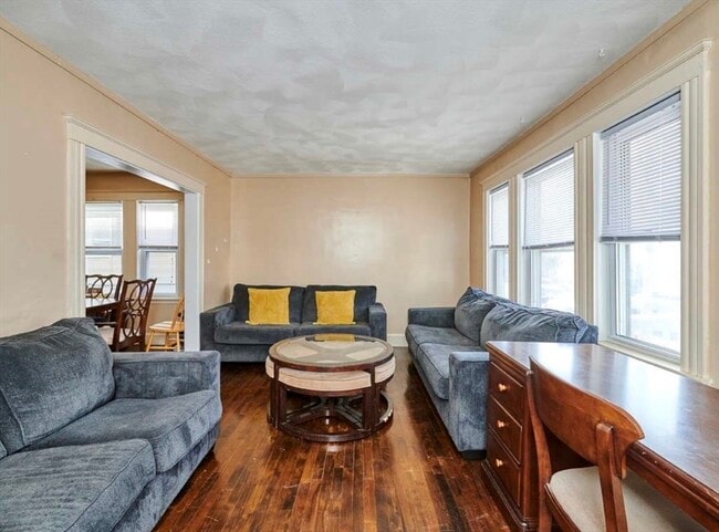 Photo - 53 Fairfax St Unit 1