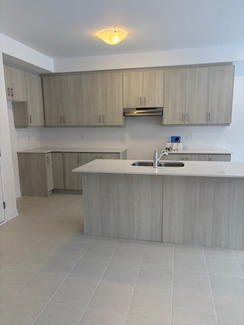 Photo - 101 Manuel St