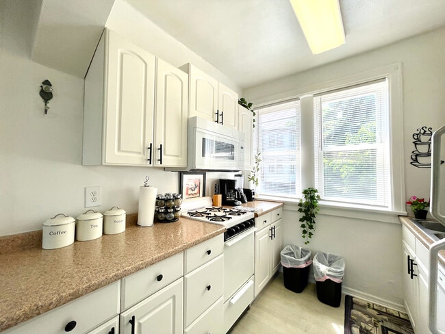 Photo - 6653 Berthold Ave Unit 2N