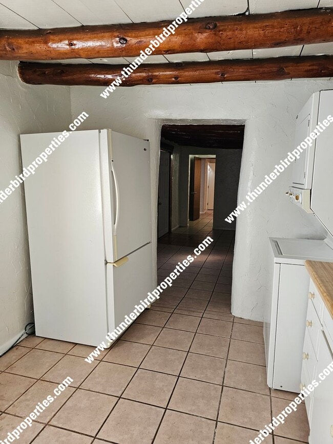 Photo - 325 San Andres Ave NW Unidad #4