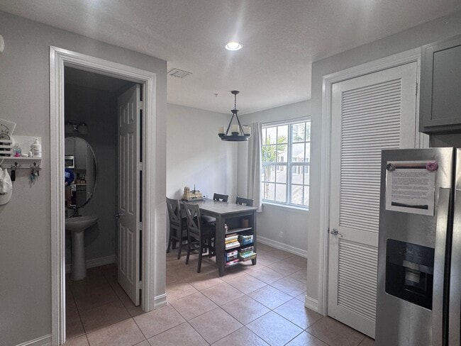 Photo - 116 W Coda Cir