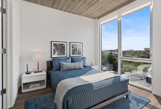 Photo - 3900 N Broadway St Unidad 712