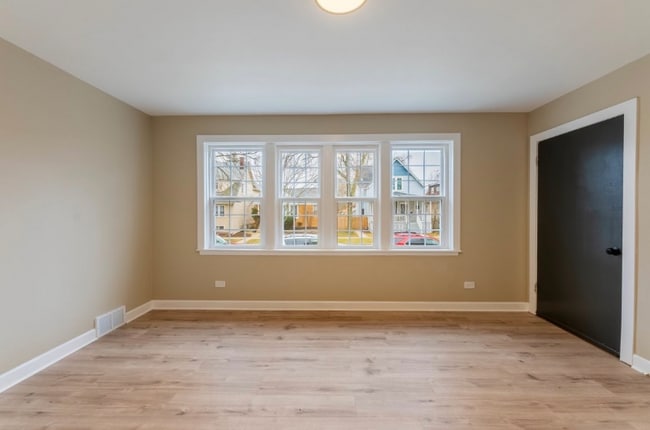 Photo - 3007 Euclid Ave Unidad 1