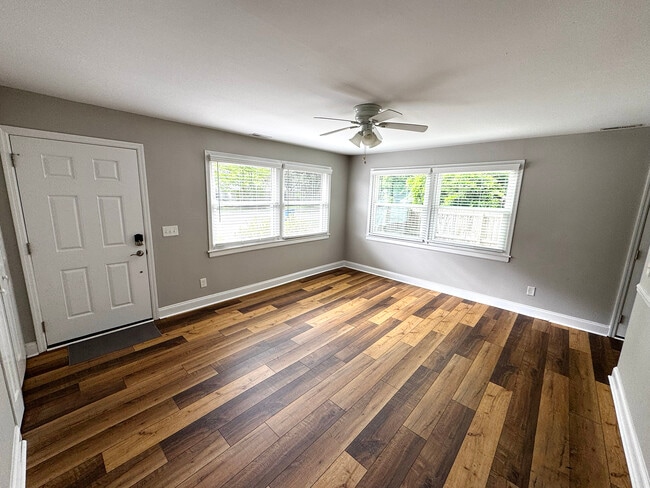 Photo - 622 Rosemont Ave