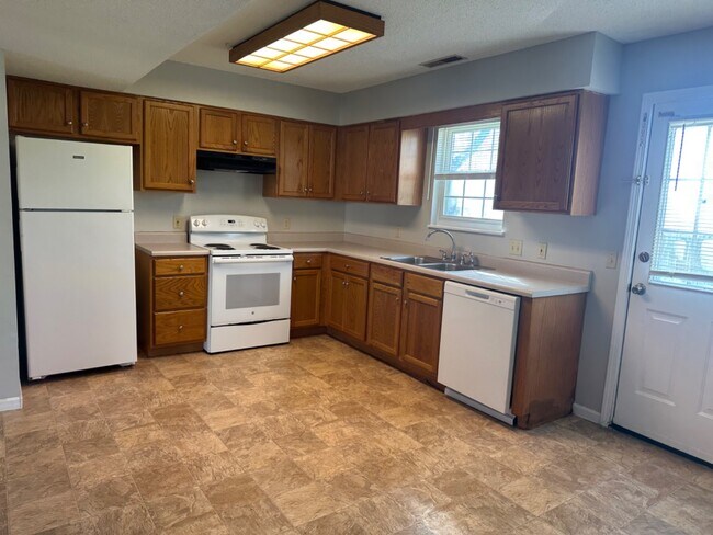 Photo - 508 Nickman Rd Apartment