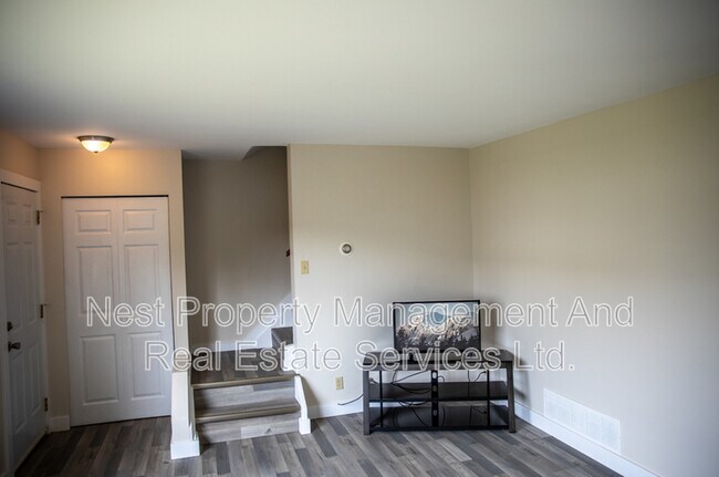 Photo - 16 Little Wedeene St