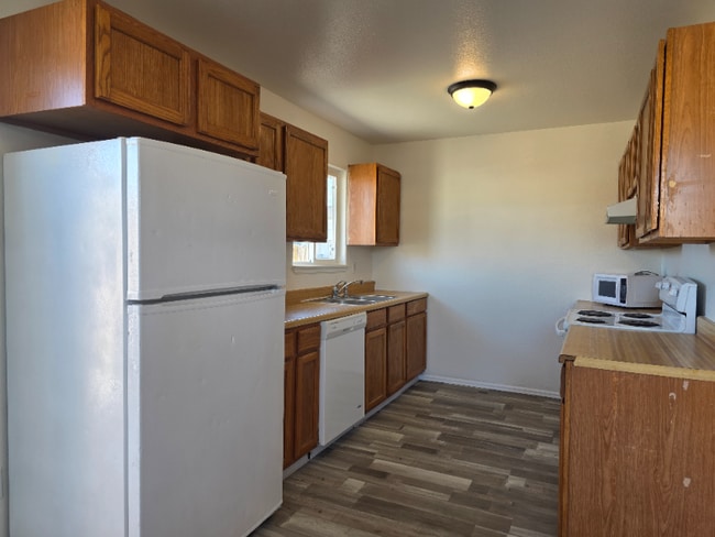 Photo - 3244 White Ave Unit 2