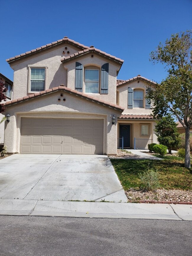 Building Photo - Summerlin 3/2.5 with huge loft