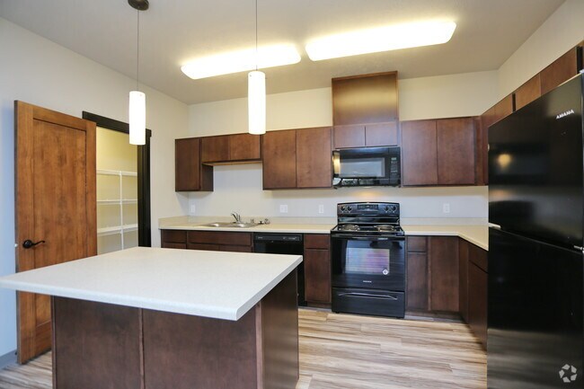 Palouse Prairie Apts