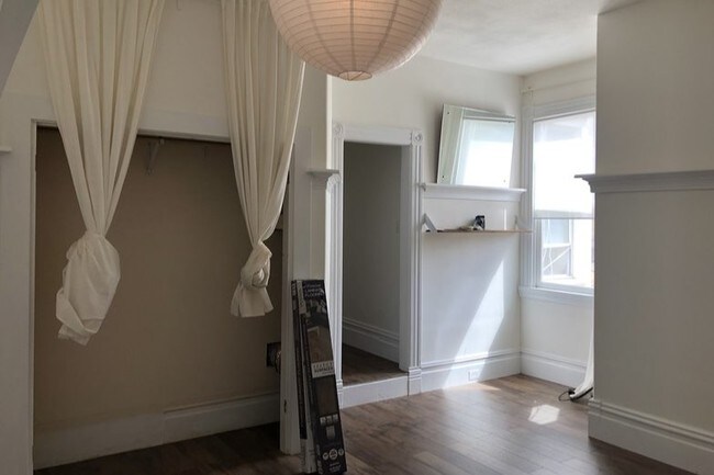 Photo - 3509 Mission St Unit 3509A