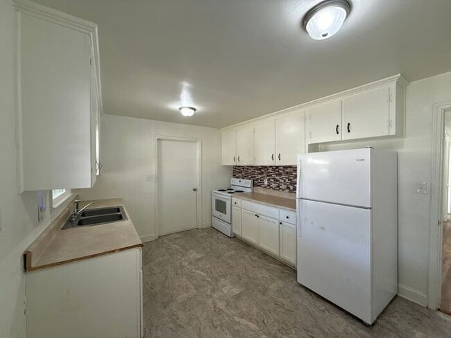 Photo - T.R. Lawing Realty Property