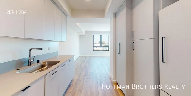 Photo - 4805 Elmwood Ave Unit 103