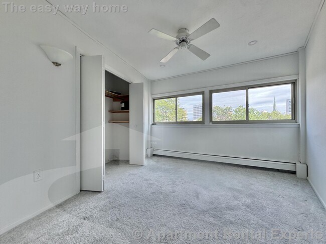 Photo - 348 Franklin St Unit #4D