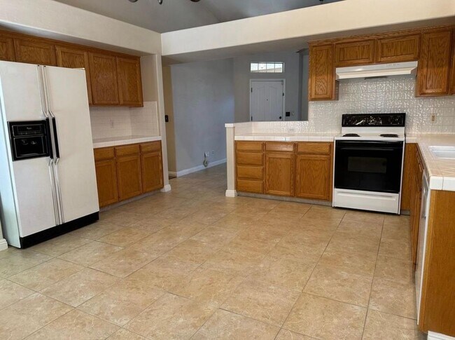 Photo - 361 W Chennault Ave