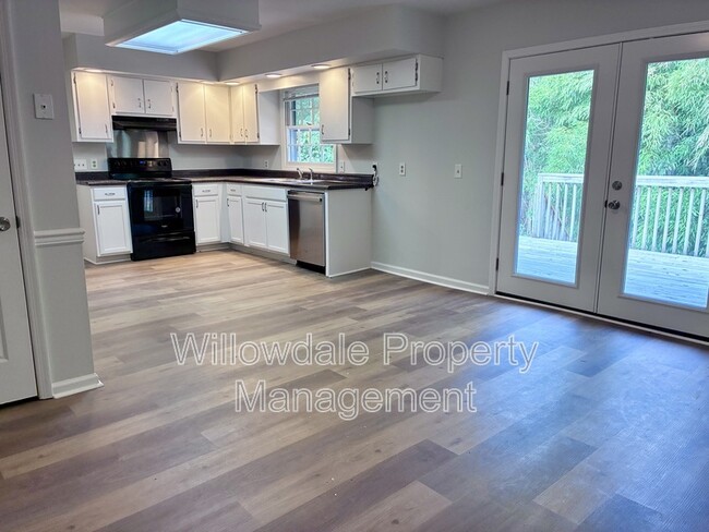 Photo - 8600 Marigold St