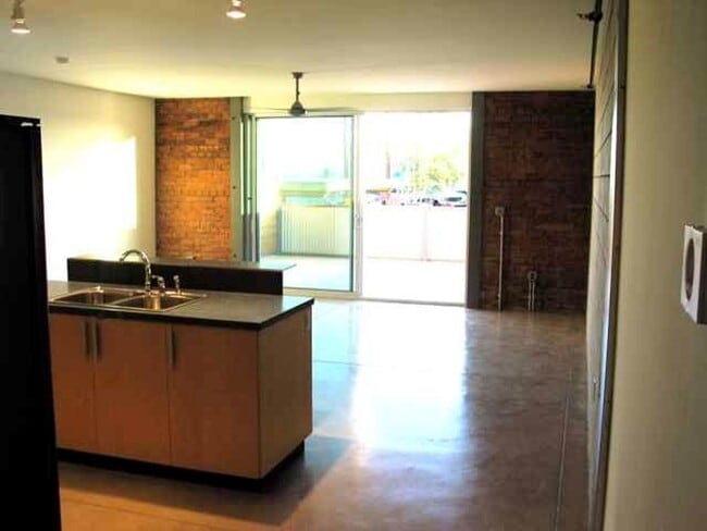 Photo - 1001 E 17th St Unit Apartment 105