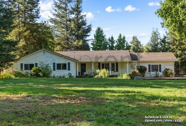 Building Photo - 1894 E Cotati Ave Rental