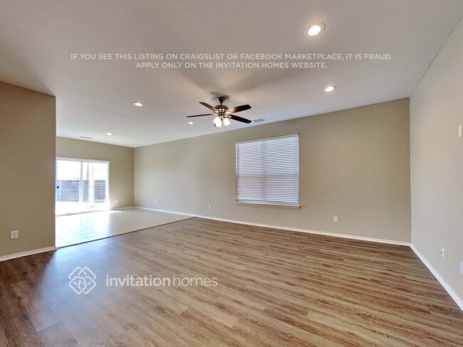 Photo - 2106 Slow Stream Dr