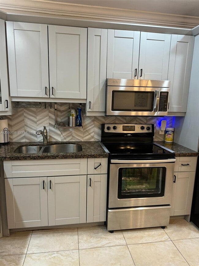 Photo - 3725 S Ocean Dr Unit L12