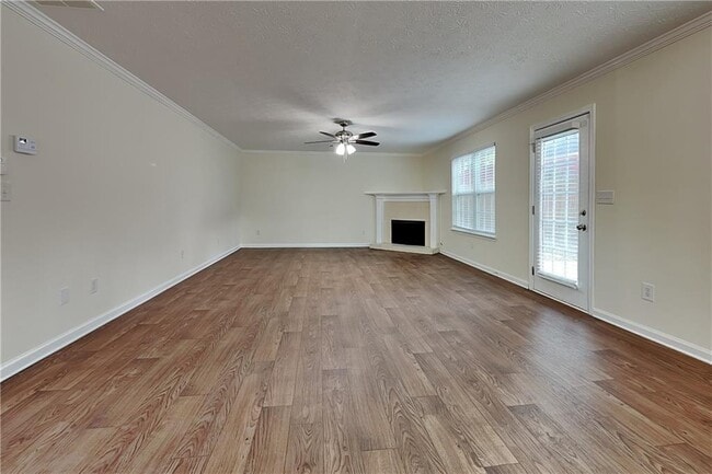 Photo - 1595 Stephens Pond View