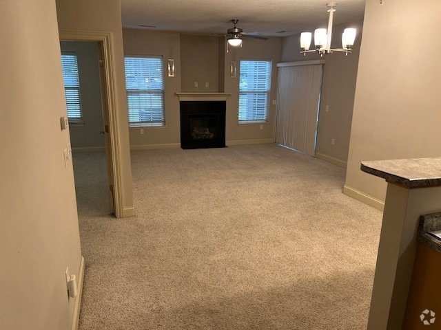 Building Photo - 605 Grandview Ct Rental